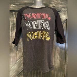 NWOT NEFF SZ SM quarter sleeve stylish top, Grey